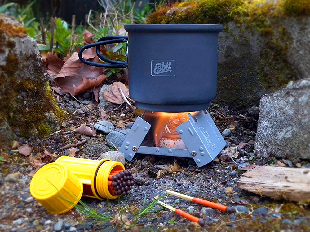 8 REASONS WHY CAMPING ALONE CAN BE GREAT