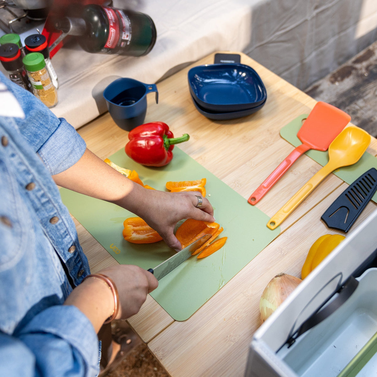 5 Essential Tips for Cooking Delicious Meals While Camping